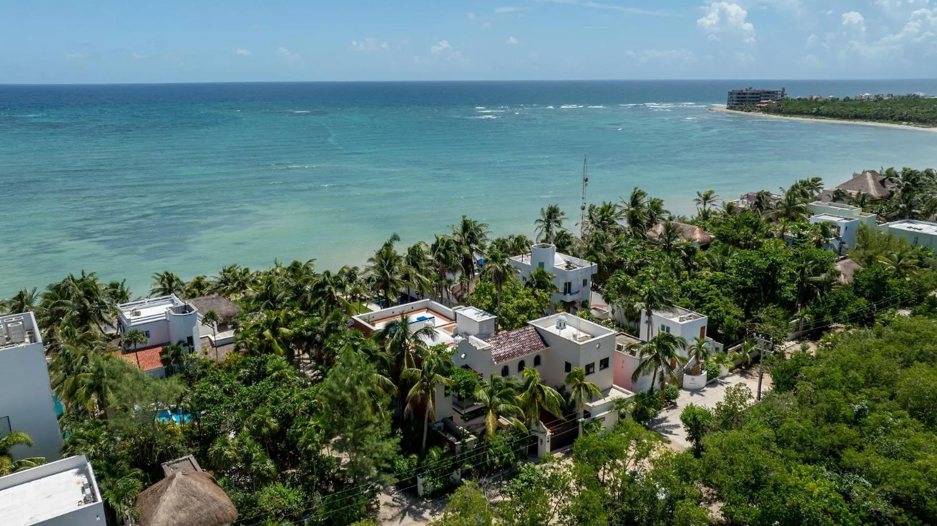 6Br Exclusive Beachfront Villa W/ Pool In Tulum Balcheil