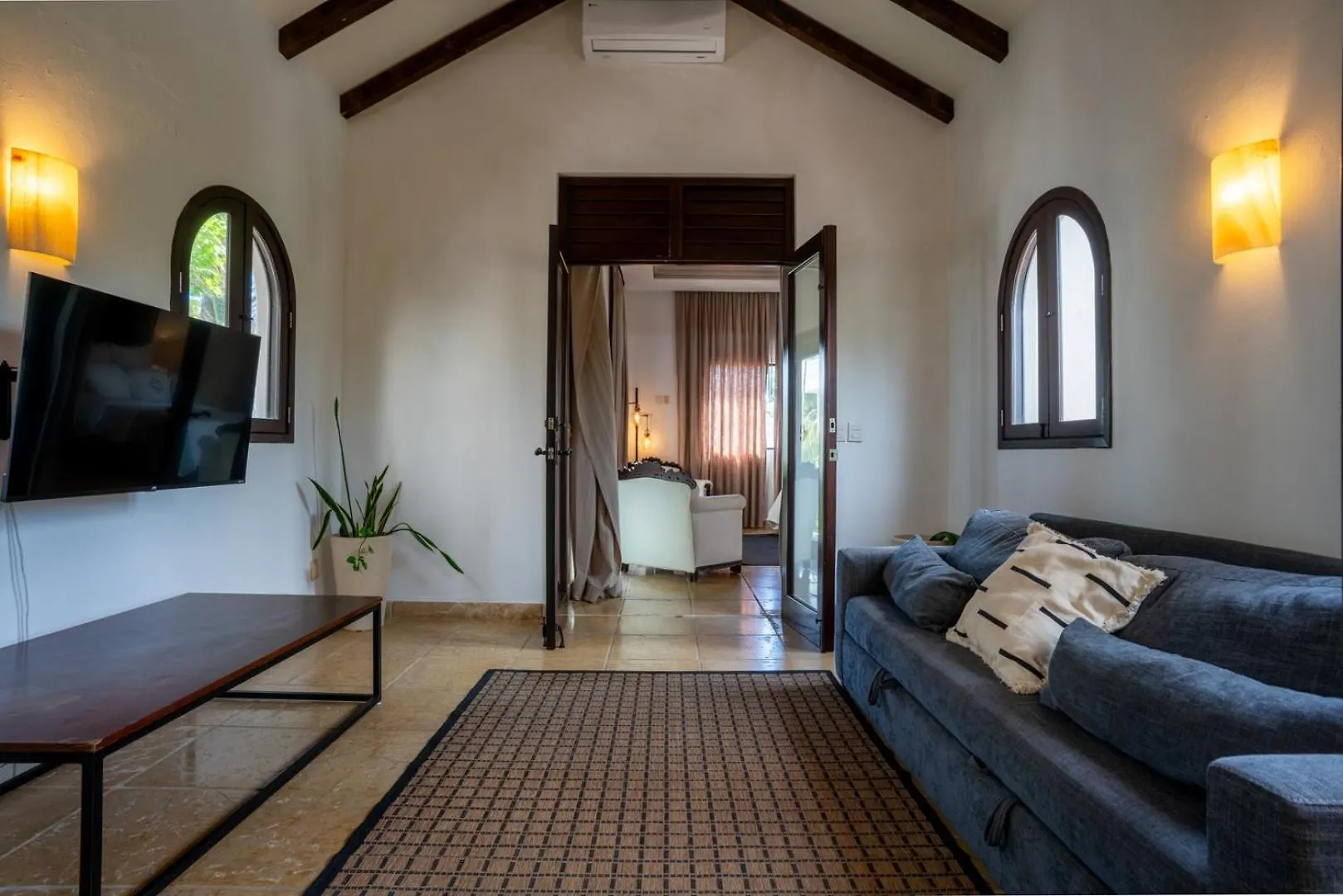 6Br Exclusive Beachfront Villa W/ Pool In Tulum Balcheil