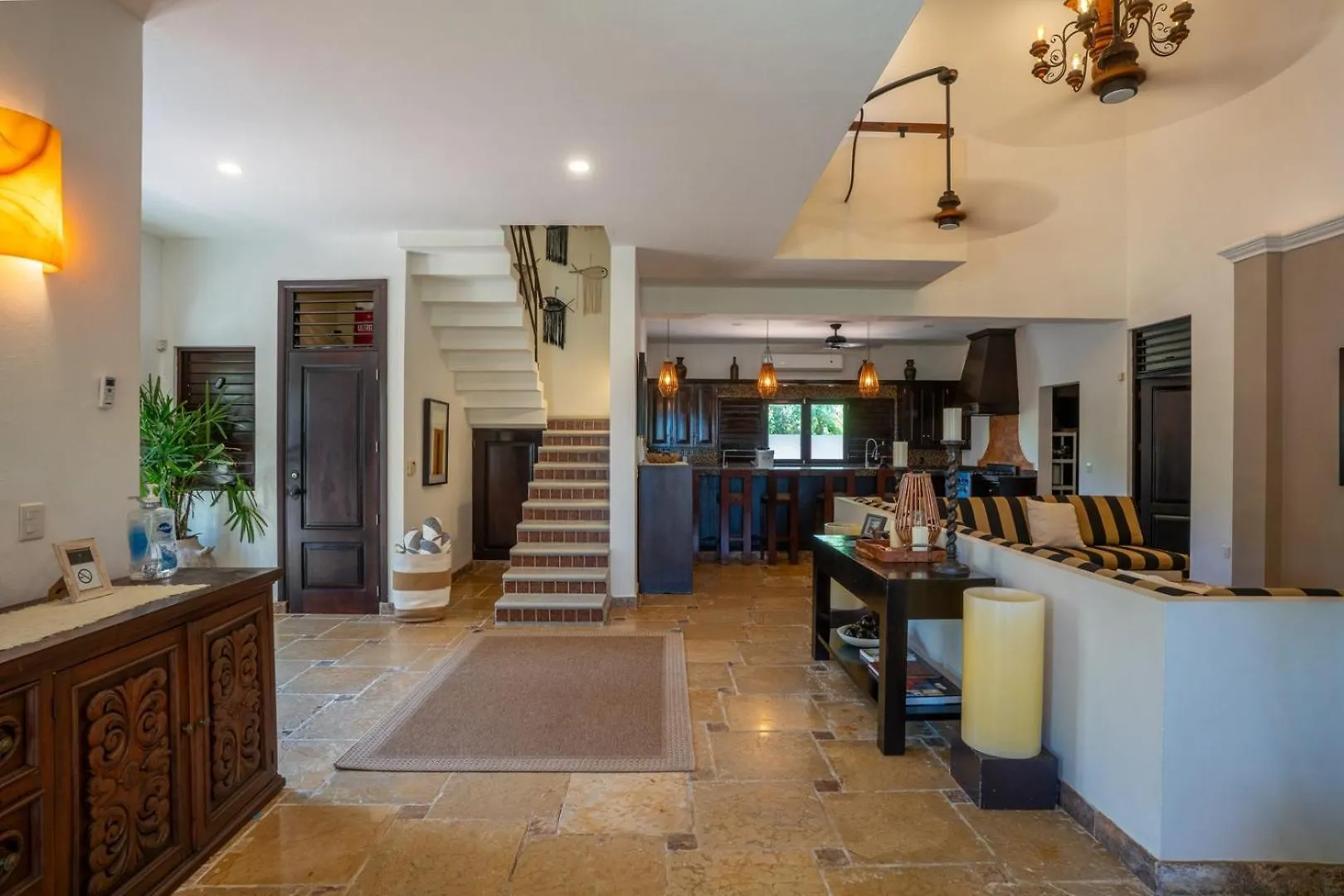 6Br Exclusive Beachfront Villa W/ Pool In Tulum Balcheil