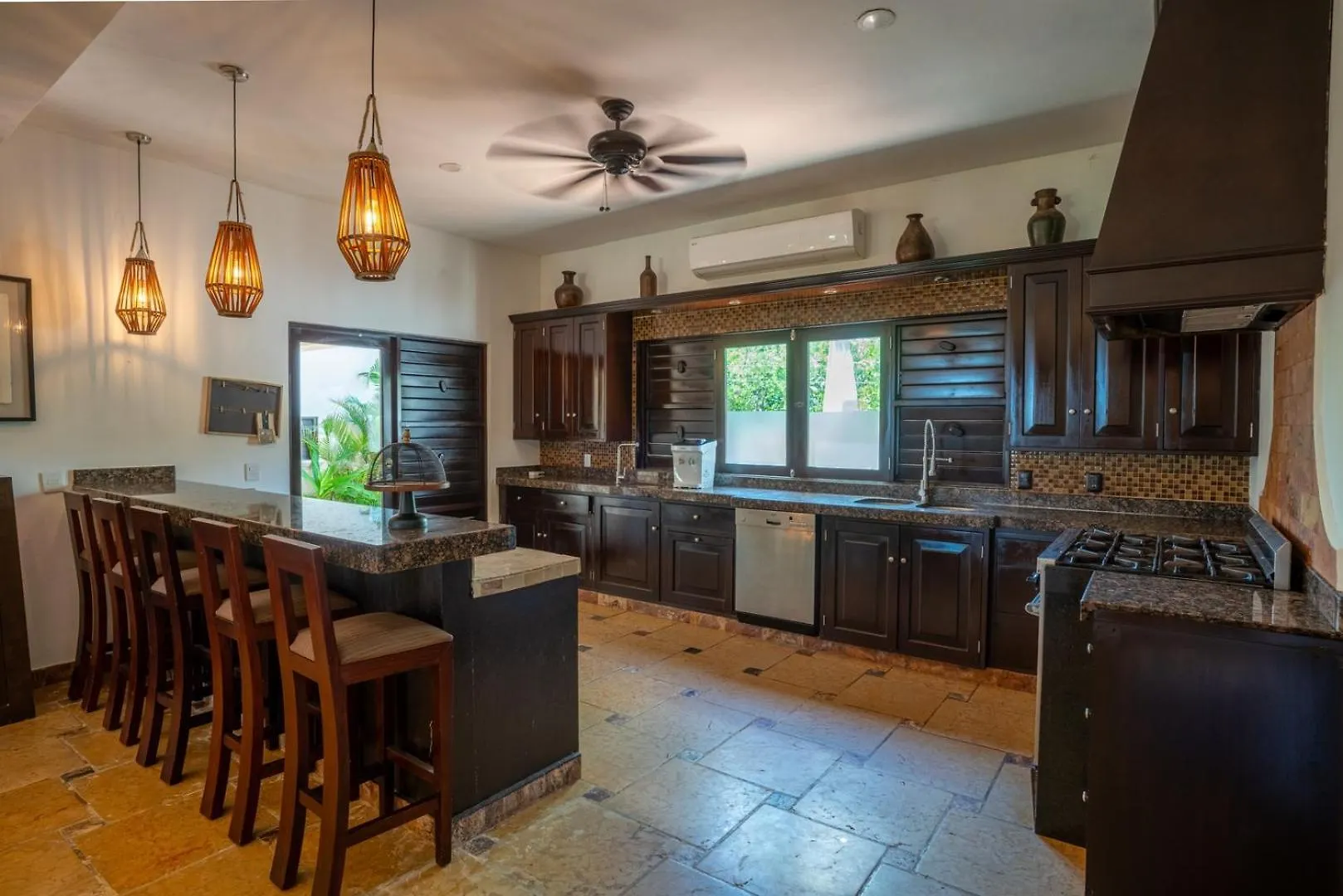 6Br Exclusive Beachfront Villa W/ Pool In Tulum Balcheil 0*,