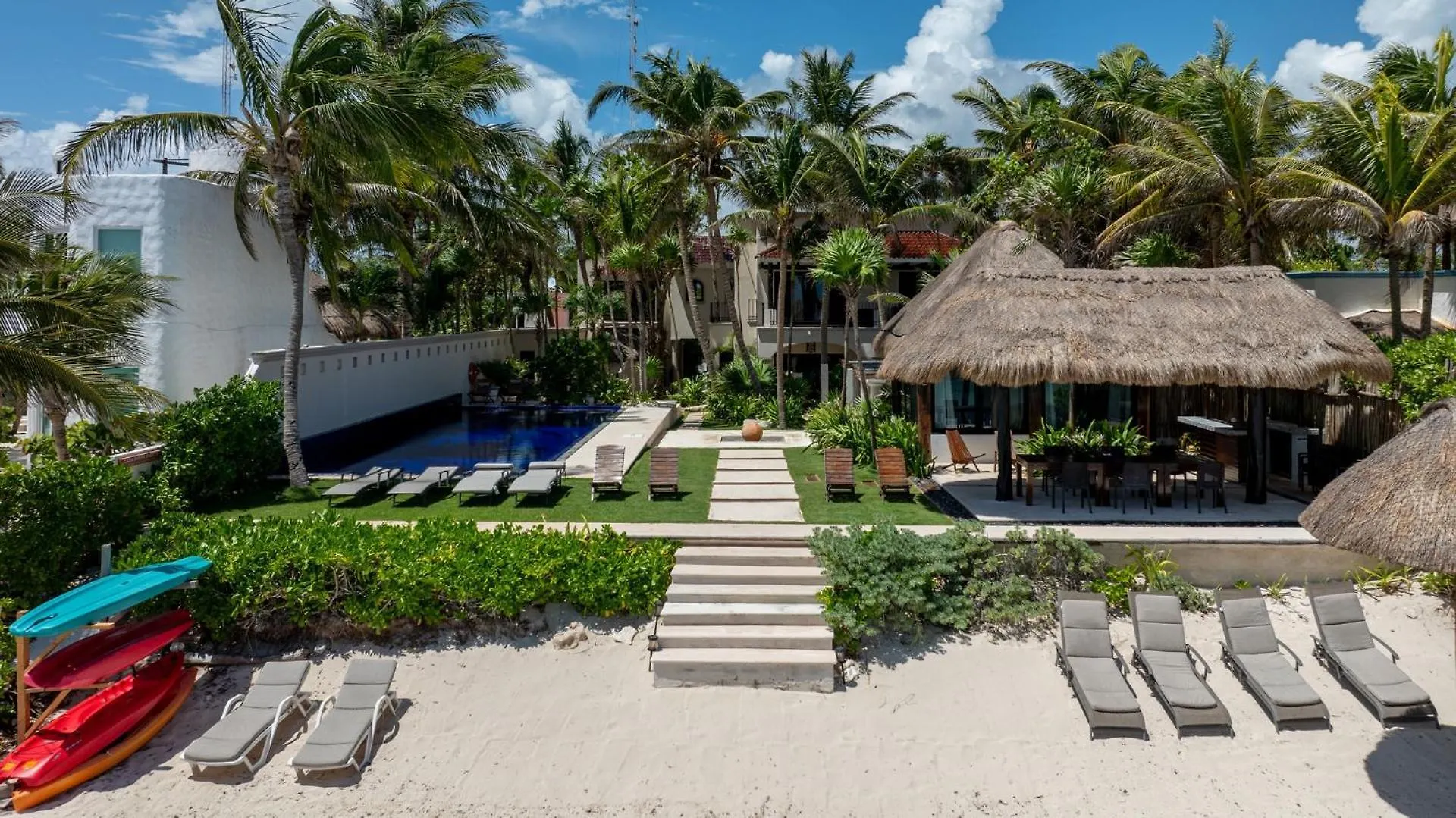 6Br Exclusive Beachfront Villa W/ Pool In Tulum Balcheil Mexico