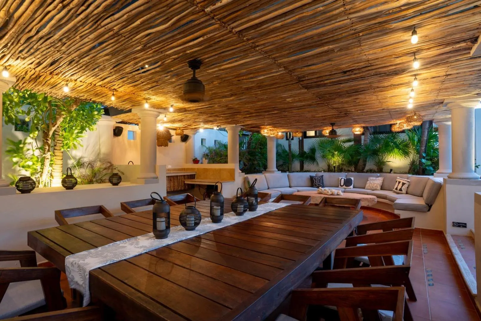 6Br Exclusive Beachfront Villa W/ Pool In Tulum Balcheil