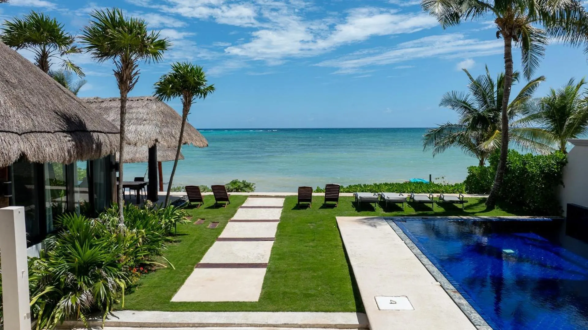 6Br Exclusive Beachfront Villa W/ Pool In Tulum Balcheil Mexico